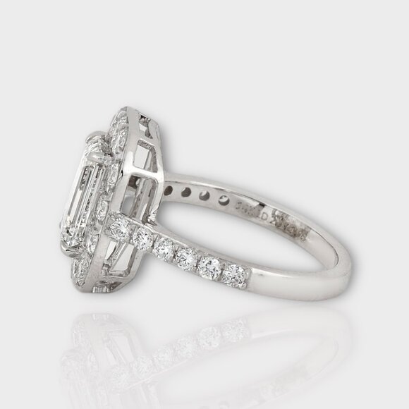 2 Carat Lab Grown Diamond Ring - Picture 4 of 8